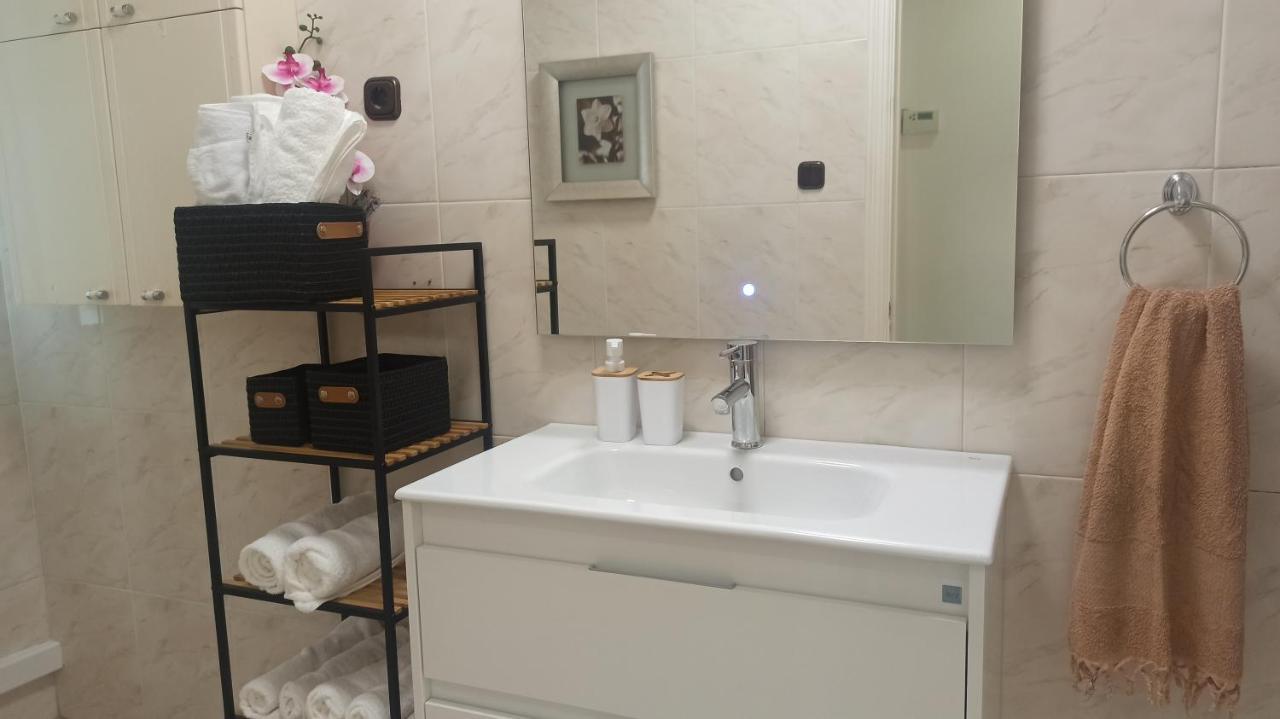 Ohana, Apartamento-Parking Privado Gratis-Centrico-Wifi-Ascensor-Sin Cuestas-82M2 Bermeo Ngoại thất bức ảnh